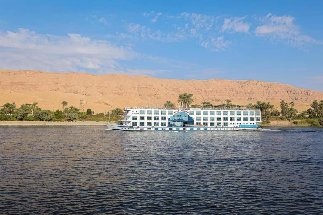 M/S Nephtis Nile Cruise Hotel Luxor Eksteriør billede