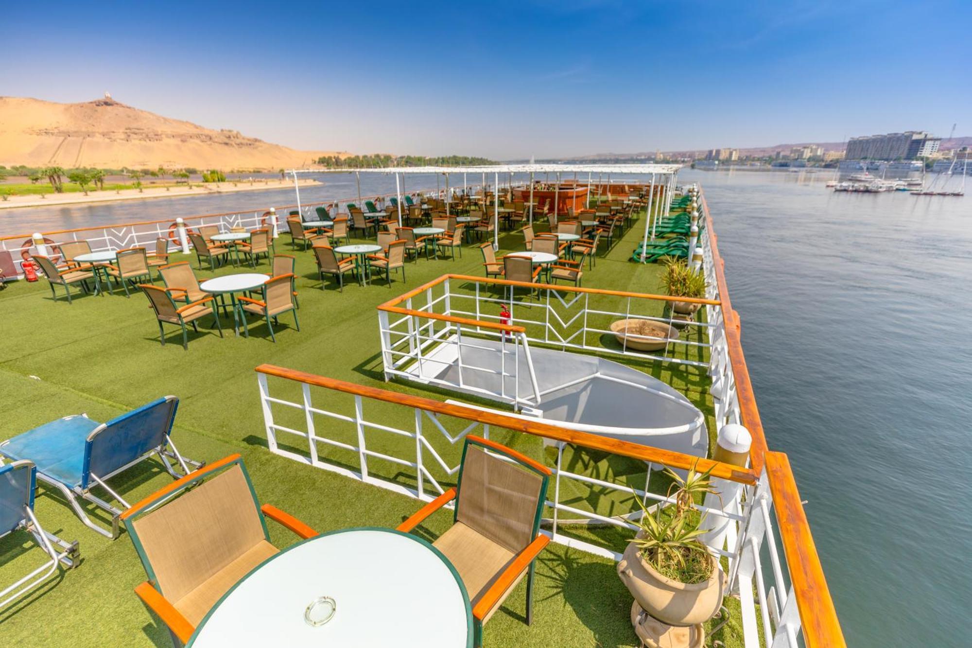 M/S Nephtis Nile Cruise Hotel Luxor Eksteriør billede